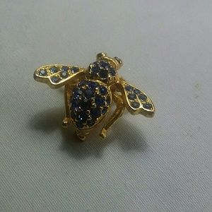 Vintage Joan Rivers Classic Bee Pin